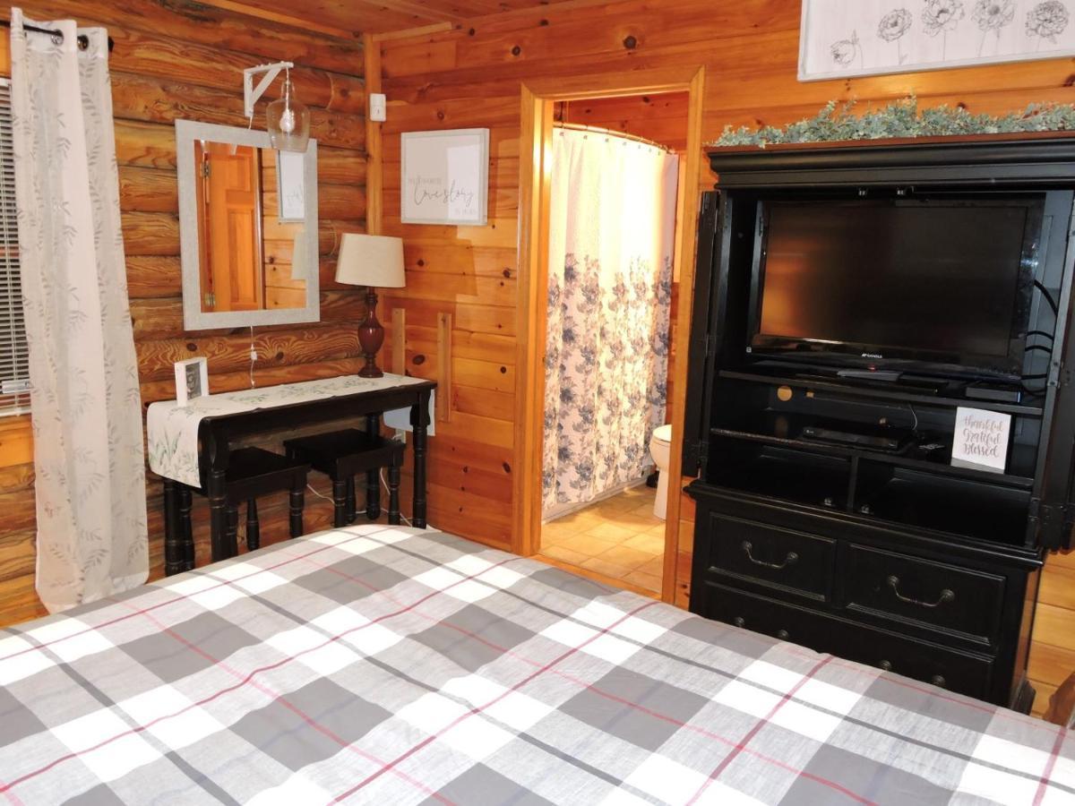 Bear Nakid Villa Pigeon Forge Buitenkant foto