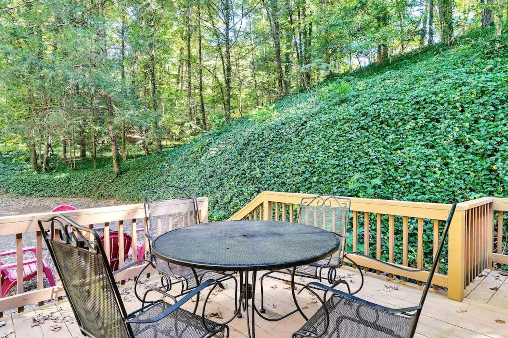 Bear Nakid Villa Pigeon Forge Buitenkant foto
