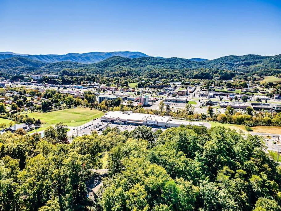Bear Nakid Villa Pigeon Forge Buitenkant foto