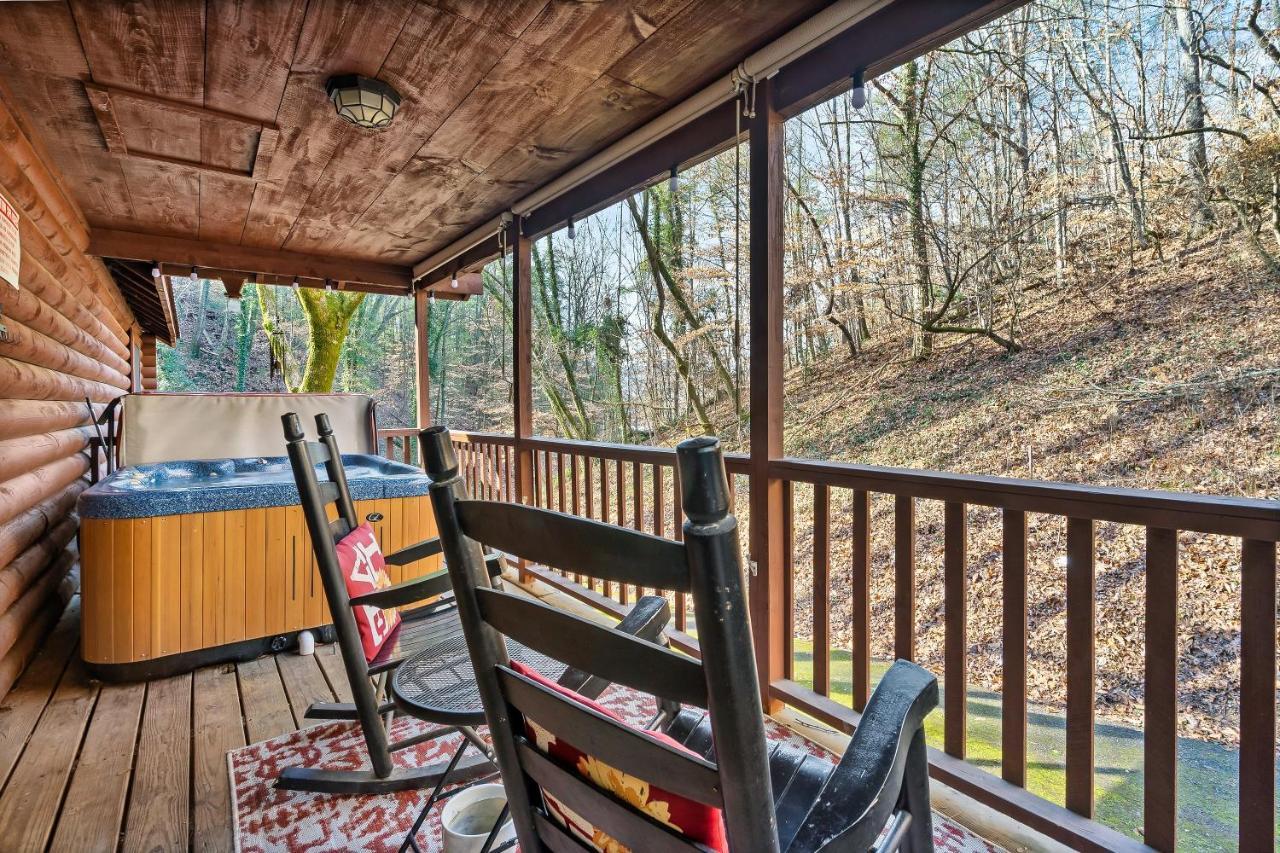 Bear Nakid Villa Pigeon Forge Buitenkant foto